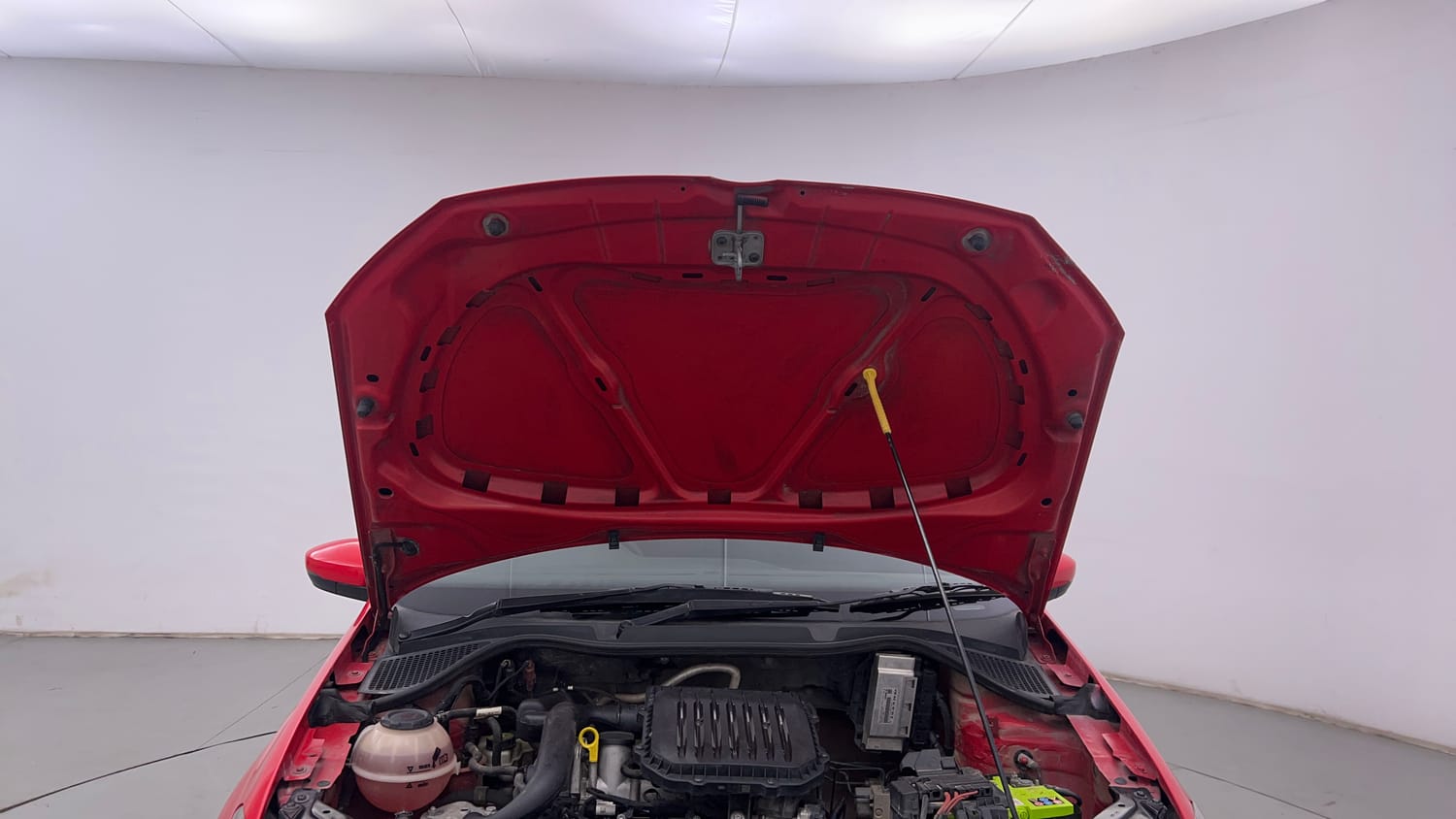 Used 2020 Volkswagen Polo Comfortline 1.0L (P) Petrol Manual engine ENGINE & BONNET OPEN FRONT VIEW