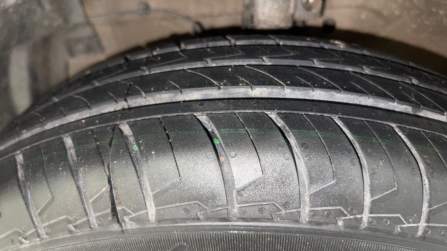Used 2012 Maruti Suzuki Swift Dzire Automatic Petrol Automatic tyres LEFT FRONT TYRE TREAD VIEW