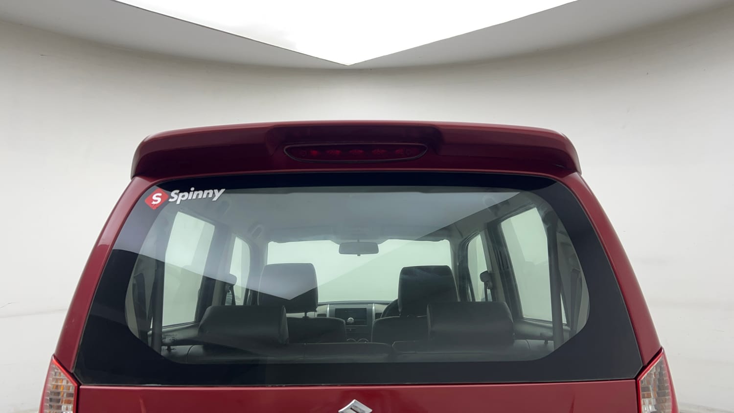 Used 2014 Maruti Suzuki Wagon R LXI Petrol Manual exterior BACK WINDSHIELD VIEW