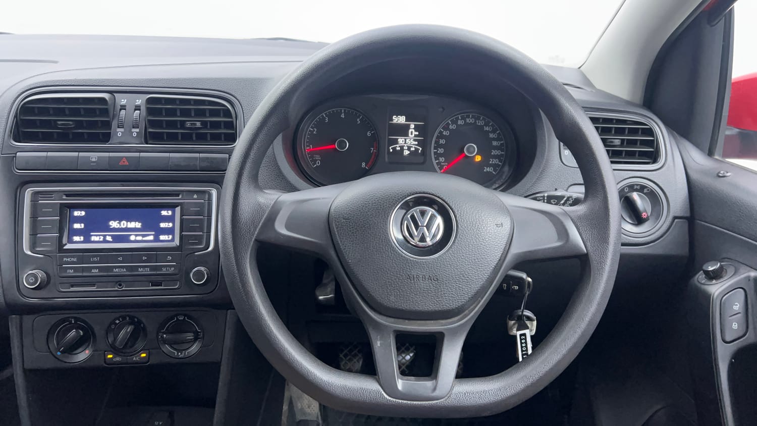 Used 2020 Volkswagen Polo Comfortline 1.0L (P) Petrol Manual interior STEERING VIEW