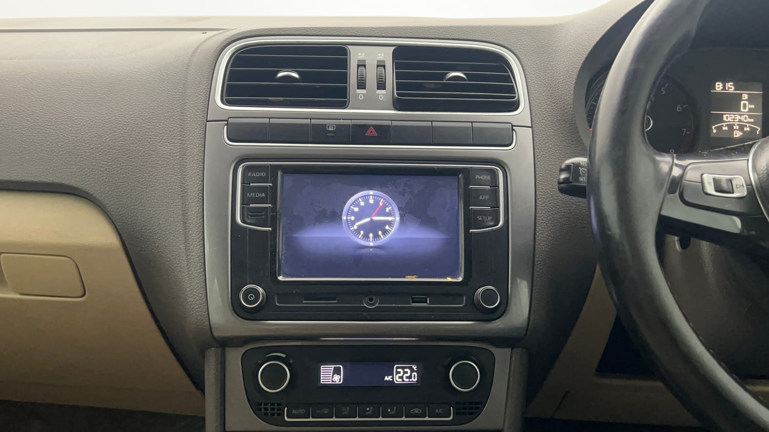 Used 2021 Volkswagen Vento Highline 1.0L TSI Petrol Manual top_features Integrated (in-dash) music system