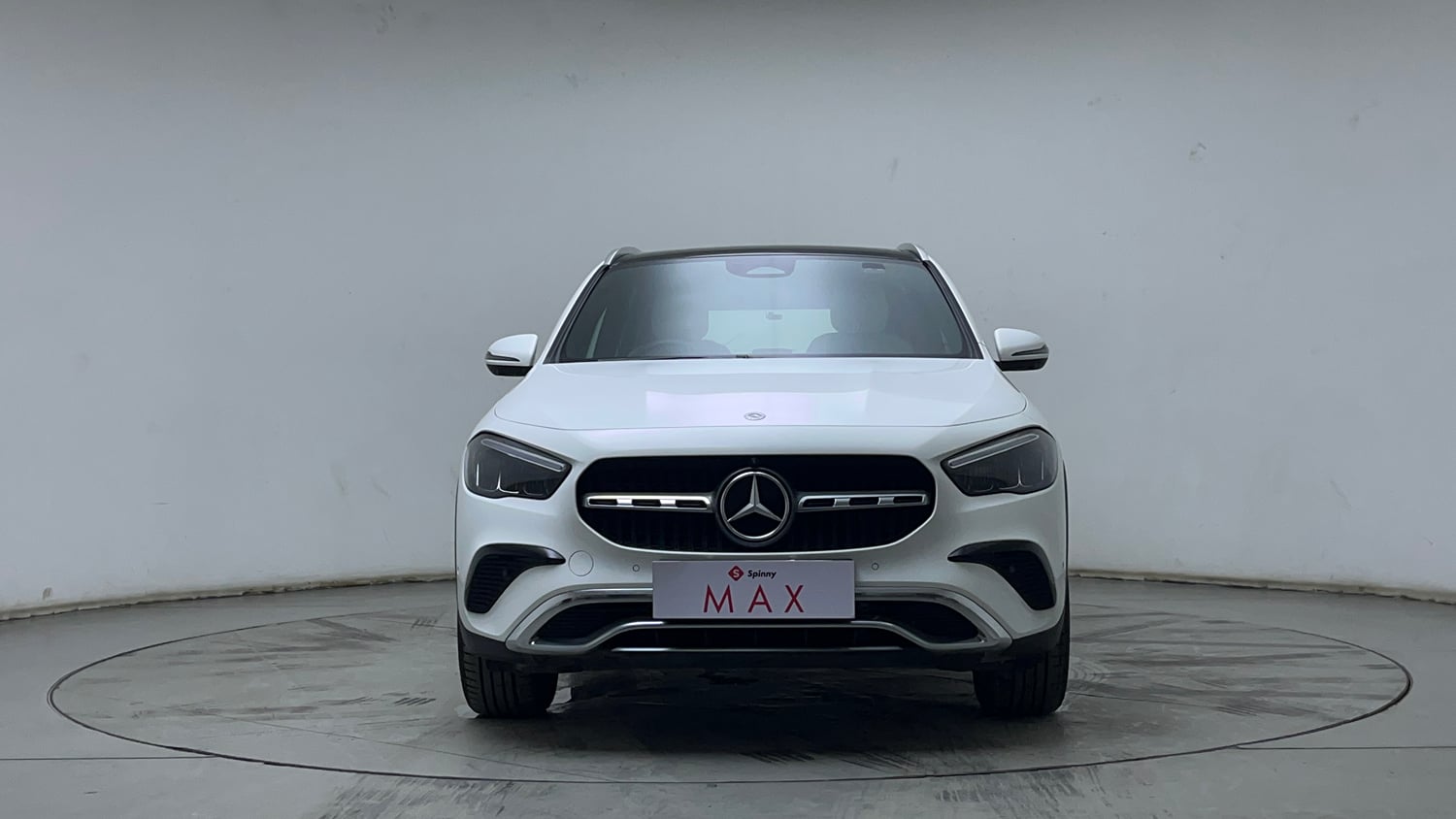 Used 2025 Mercedes-Benz GLA 220d 4MATIC Diesel Automatic exterior FRONT VIEW