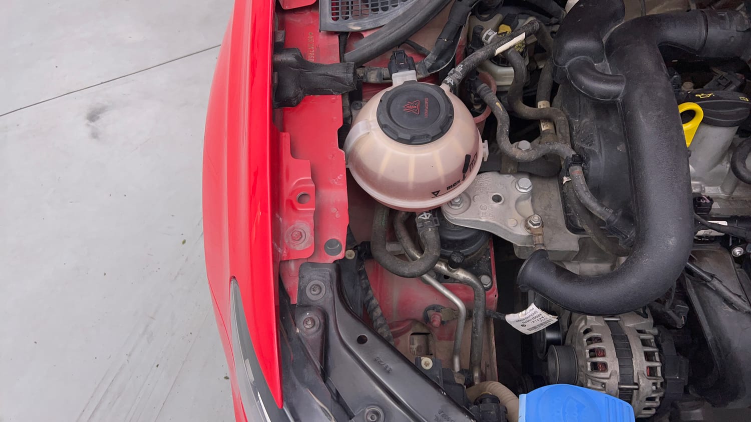 Used 2020 Volkswagen Polo Comfortline 1.0L (P) Petrol Manual engine ENGINE RIGHT SIDE VIEW