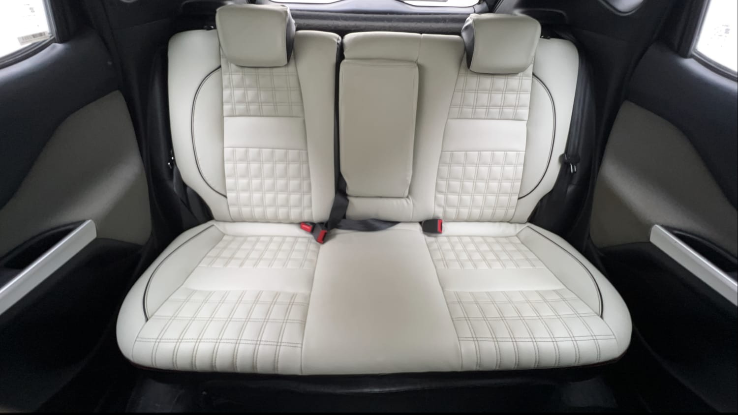 Used 2023 Nissan Magnite XV Petrol Manual interior REAR SEAT CONDITION VIEW
