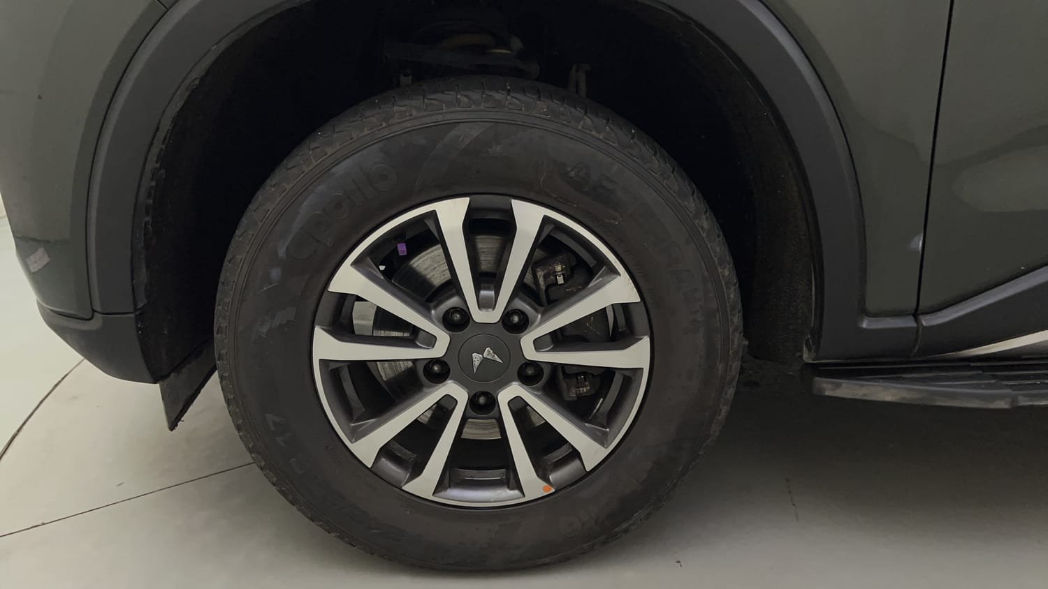Used 2024 Mahindra Scorpio N Z8 Petrol MT 7 STR Petrol Manual tyres LEFT FRONT TYRE RIM VIEW
