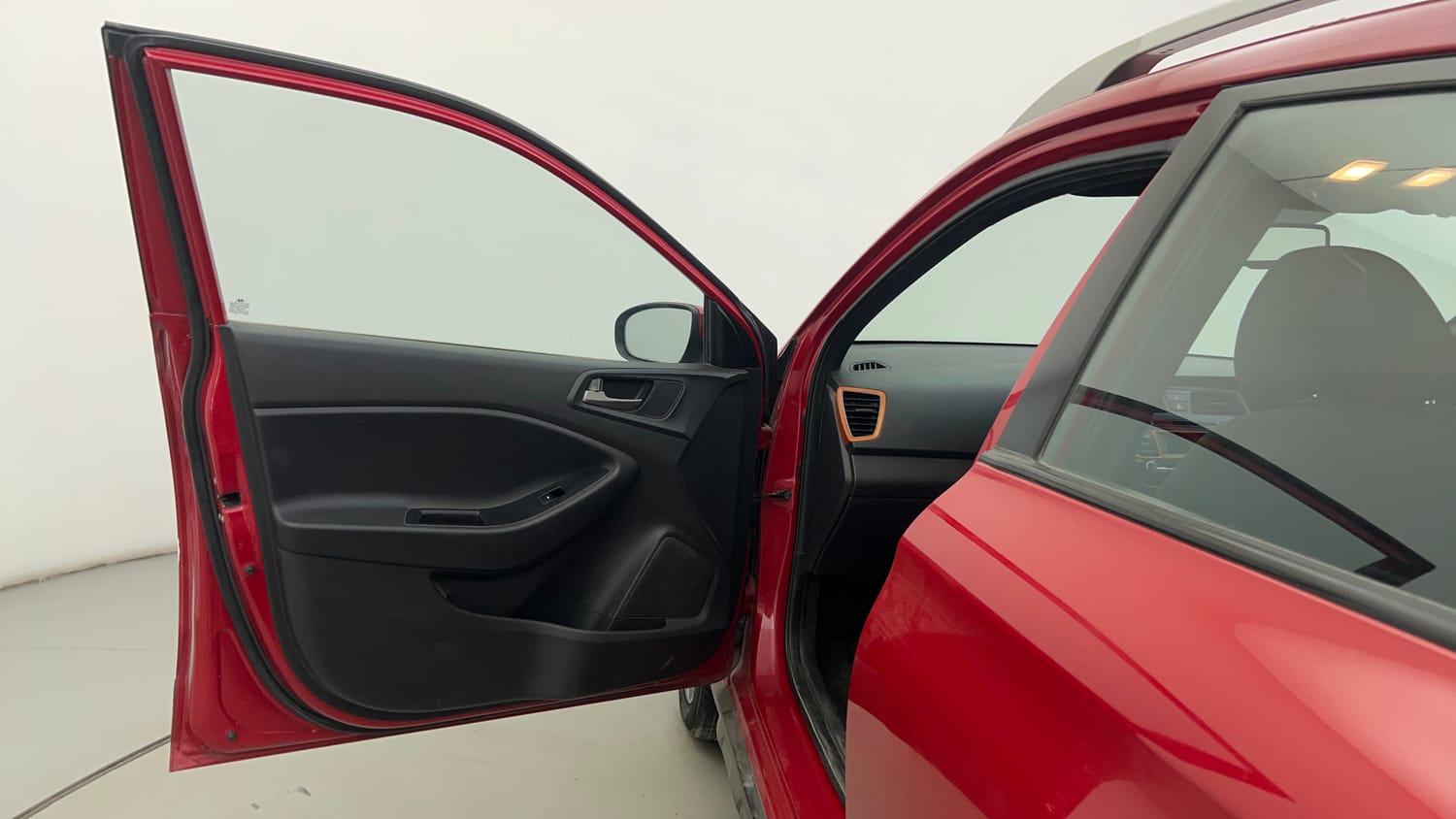 Used 2015 Hyundai i20 Active 1.2 S Petrol Manual interior LEFT FRONT DOOR OPEN VIEW