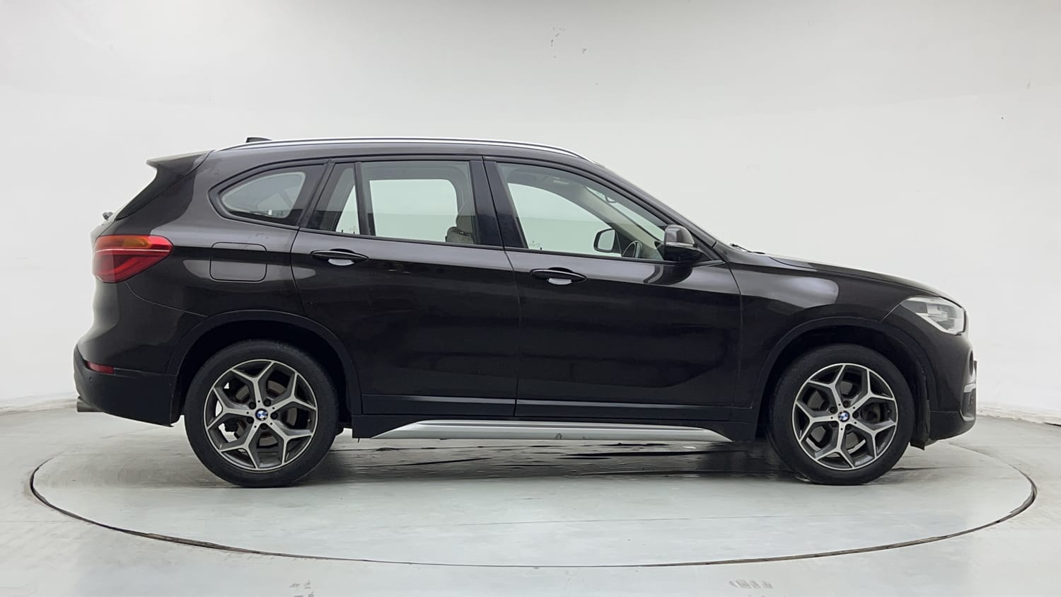 2018 BMW X1 sDrive20i xLine-5