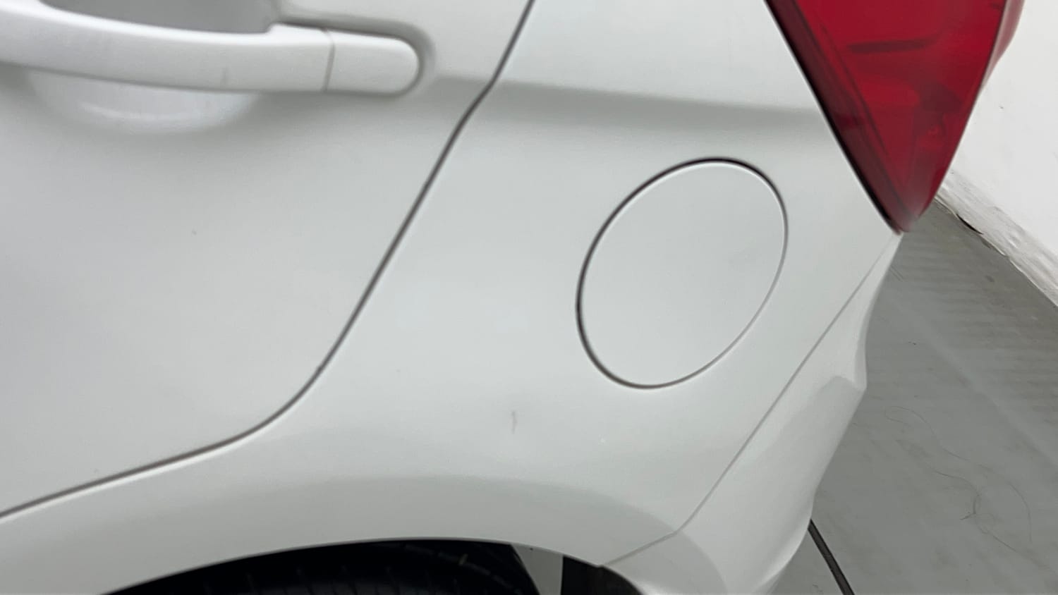 Used 2017 Ford Figo Trend 1.2 Ti-VCT Petrol Manual dents MINOR SCRATCH
