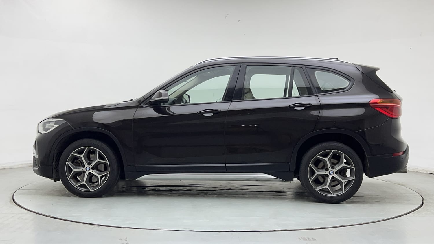 2018 BMW X1 sDrive20i xLine-1