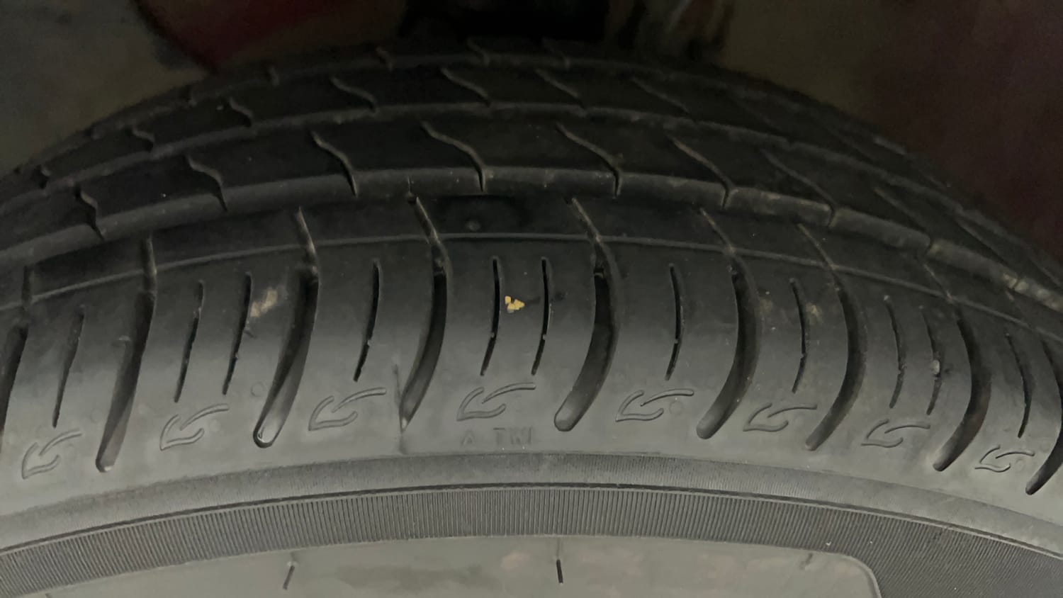 Used 2015 Hyundai i20 Active 1.2 S Petrol Manual tyres LEFT FRONT TYRE TREAD VIEW