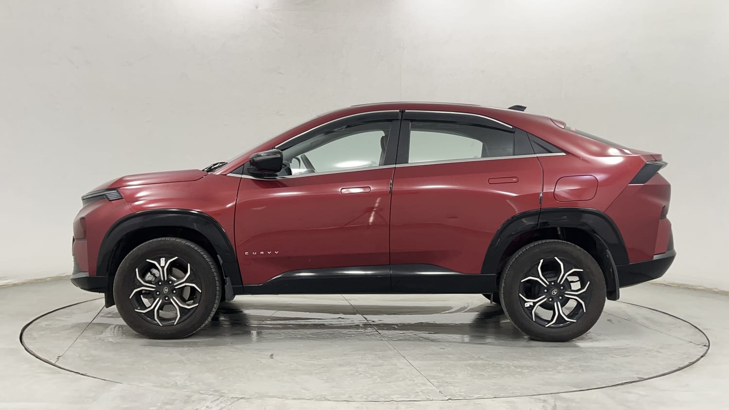 Used 2025 Tata Curvv Creative S 1.2 Revotron Petrol 7DCA Petrol Automatic exterior LEFT SIDE VIEW