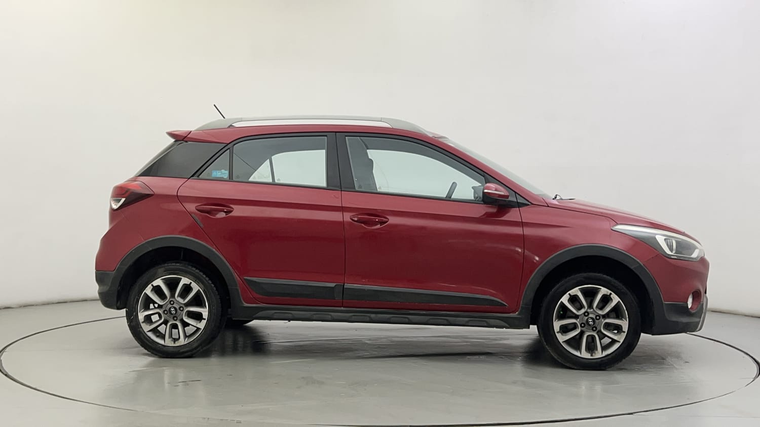Used 2015 Hyundai i20 Active 1.2 S Petrol Manual exterior RIGHT SIDE VIEW