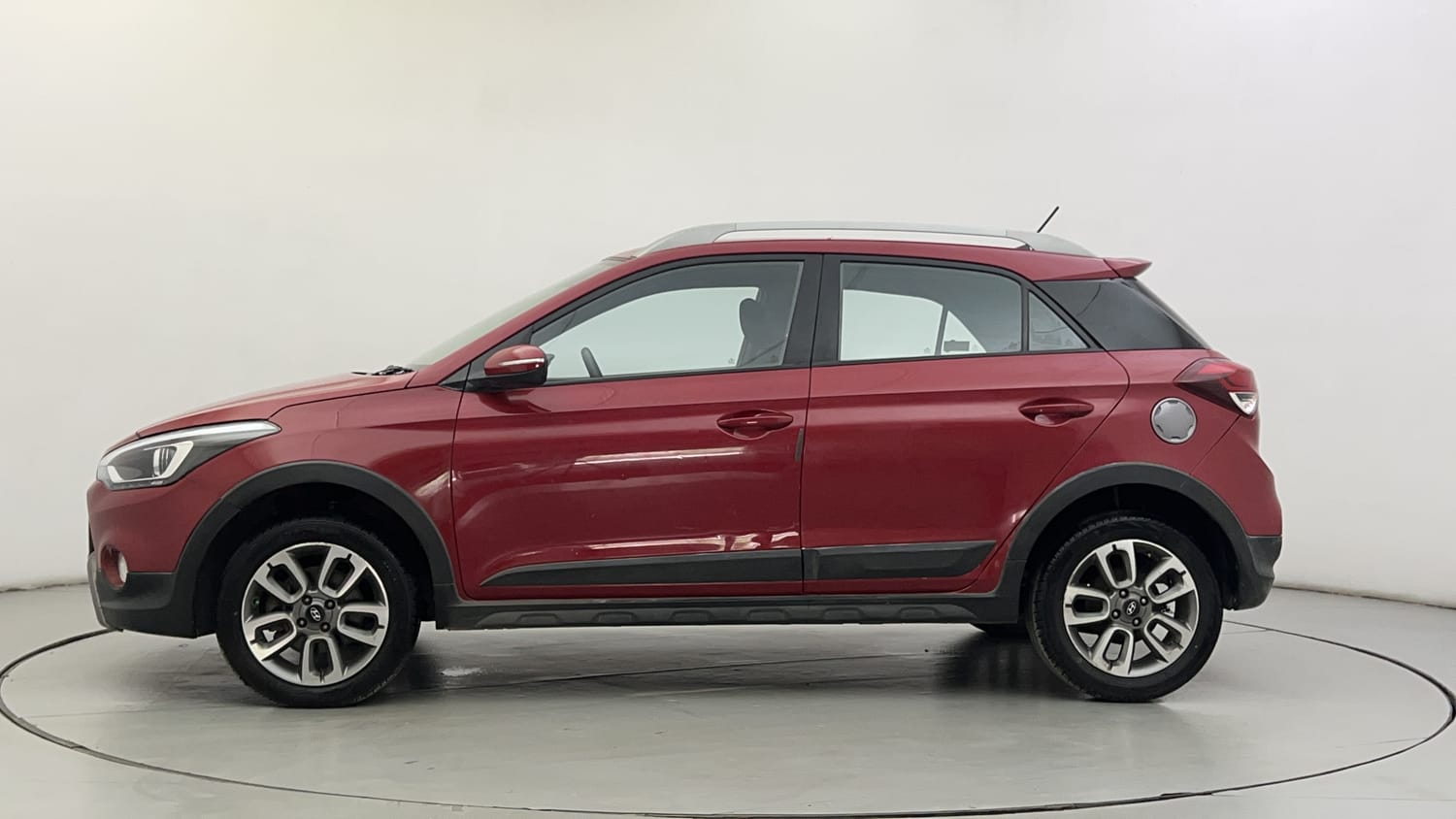 Used 2015 Hyundai i20 Active 1.2 S Petrol Manual exterior LEFT SIDE VIEW