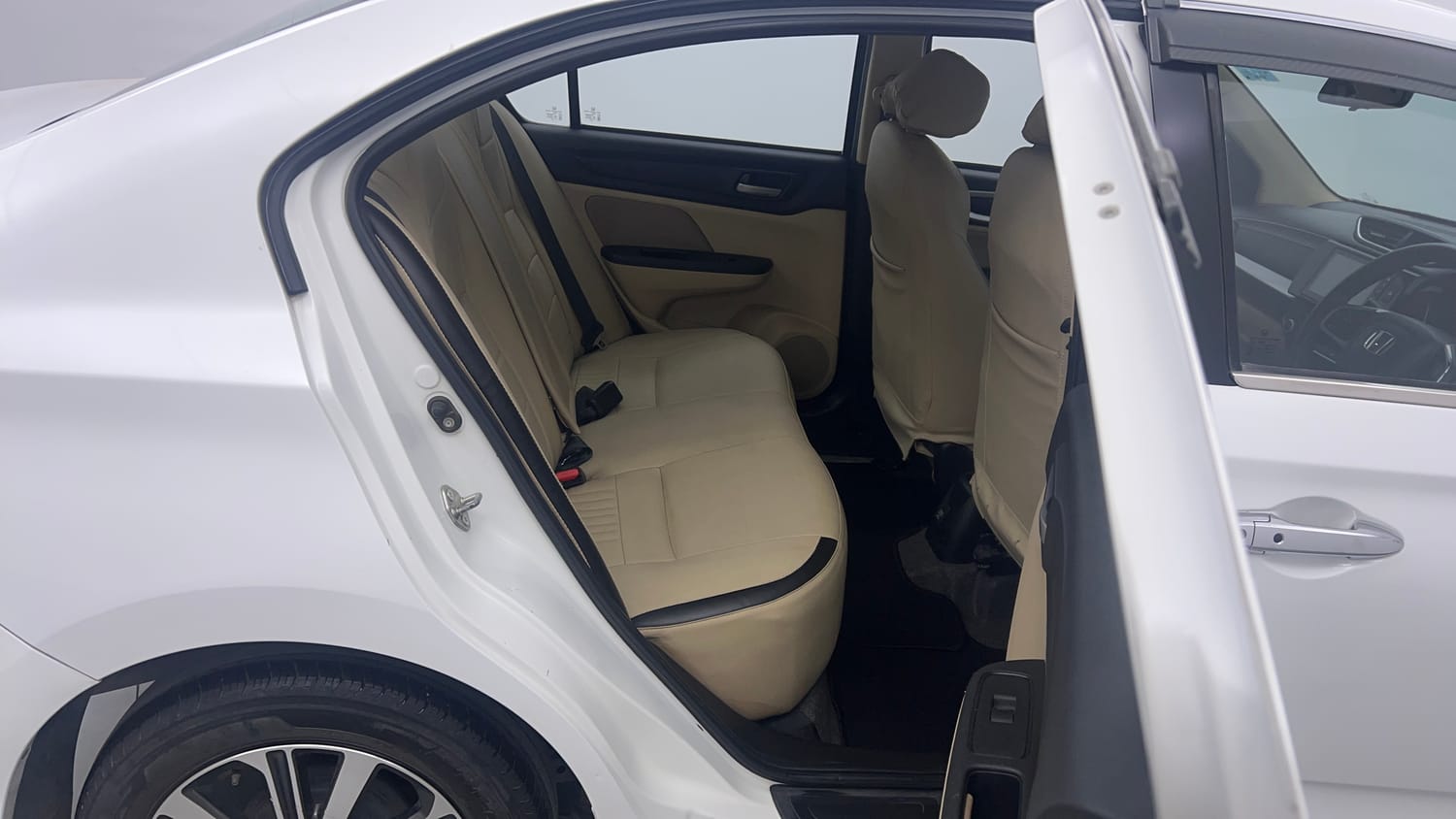 Used 2023 Honda Amaze VX CVT 1.2 Petrol Petrol Automatic interior RIGHT SIDE REAR DOOR CABIN VIEW