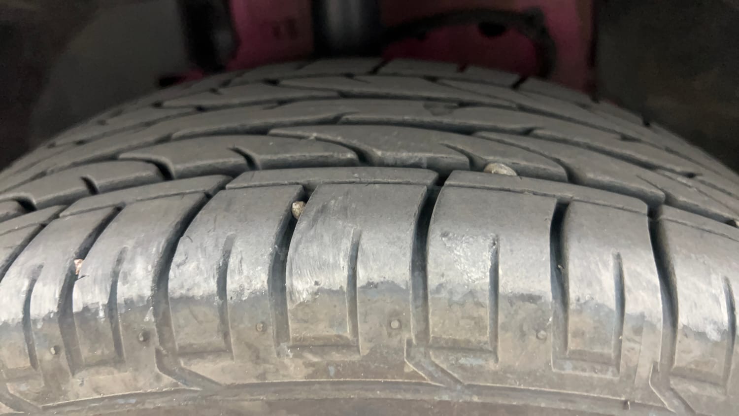 Used 2025 Tata Curvv Creative S 1.2 Revotron Petrol 7DCA Petrol Automatic tyres LEFT FRONT TYRE TREAD VIEW