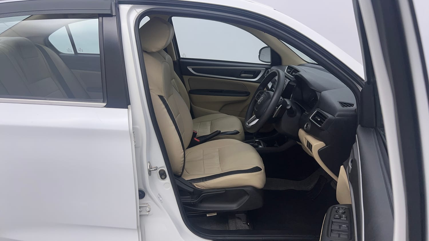 Used 2023 Honda Amaze VX CVT 1.2 Petrol Petrol Automatic interior RIGHT SIDE FRONT DOOR CABIN VIEW