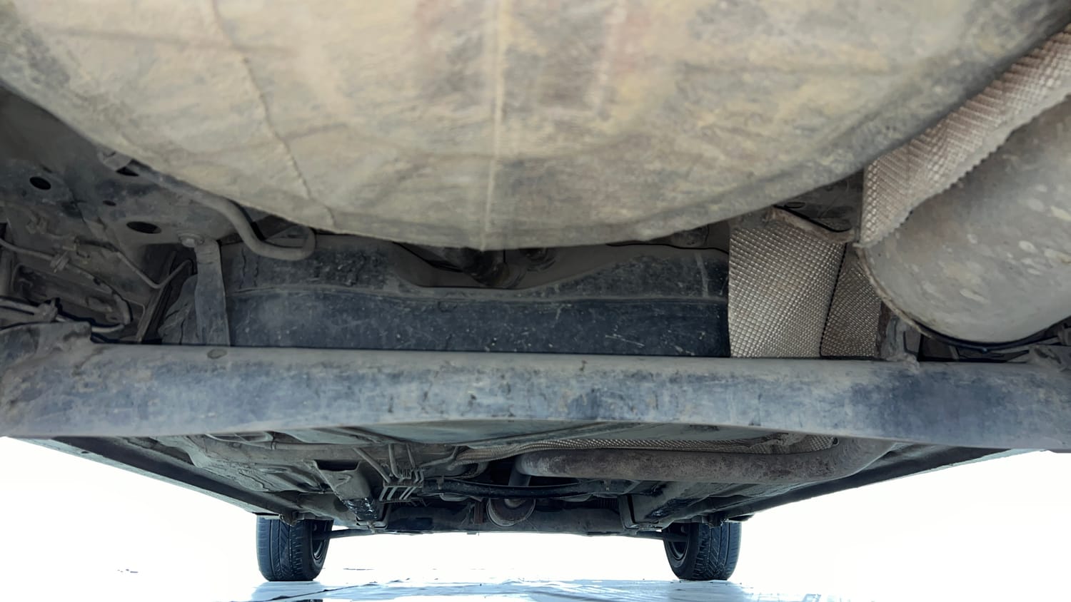 Used 2017 Ford Figo Trend 1.2 Ti-VCT Petrol Manual extra REAR UNDERBODY VIEW (TAKEN FROM REAR)