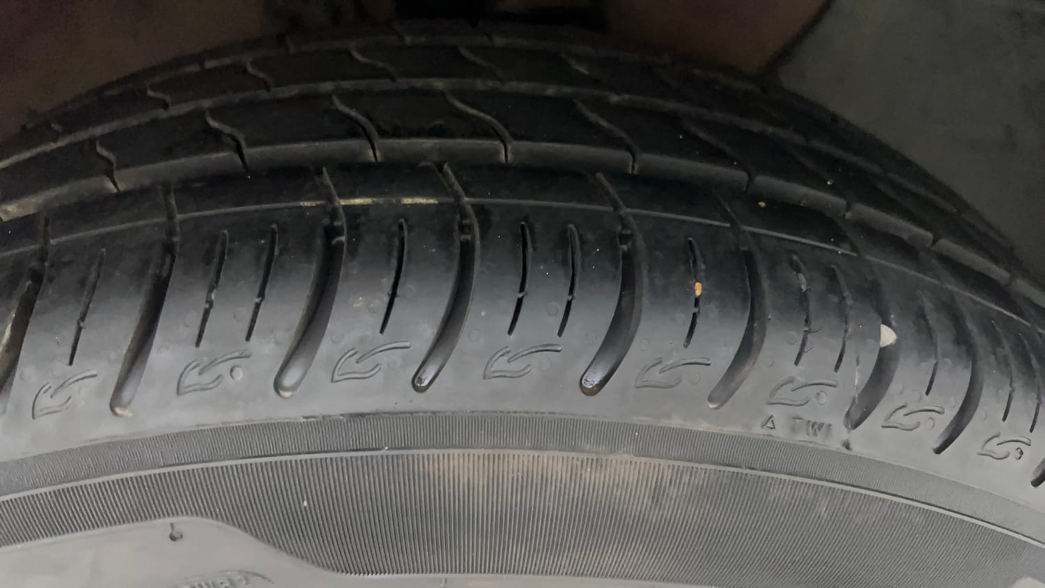 Used 2015 Hyundai i20 Active 1.2 S Petrol Manual tyres RIGHT FRONT TYRE TREAD VIEW