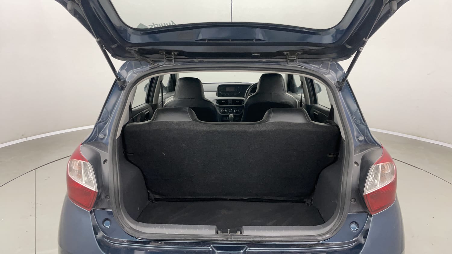 Used 2022 Hyundai Grand i10 Nios Magna 1.2 Kappa VTVT Petrol Manual interior DICKY INSIDE VIEW