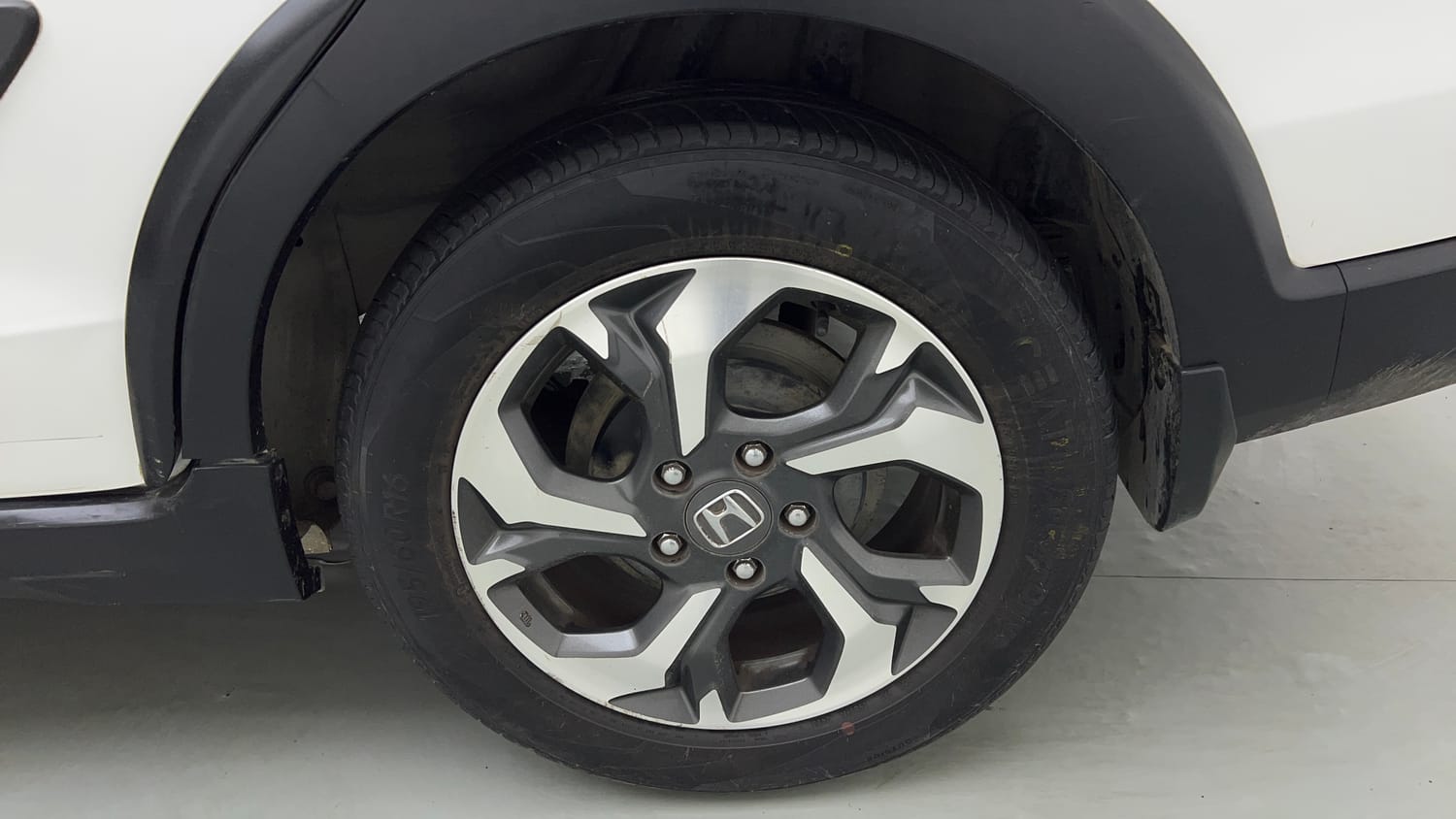 2016 Honda BR-V V CVT Petrol-36