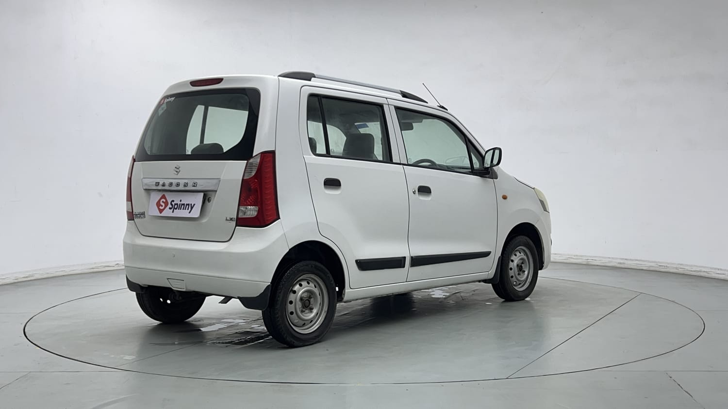 Used 2013 Maruti Suzuki Wagon R 1.0 LXi CNG Cng Manual exterior RIGHT REAR CORNER VIEW