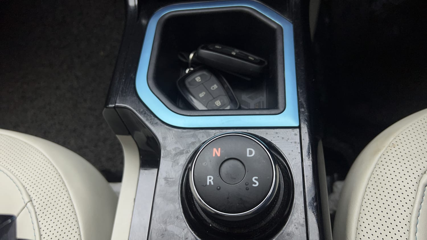 2022 Tata Nexon EV XZ Plus LUX-16