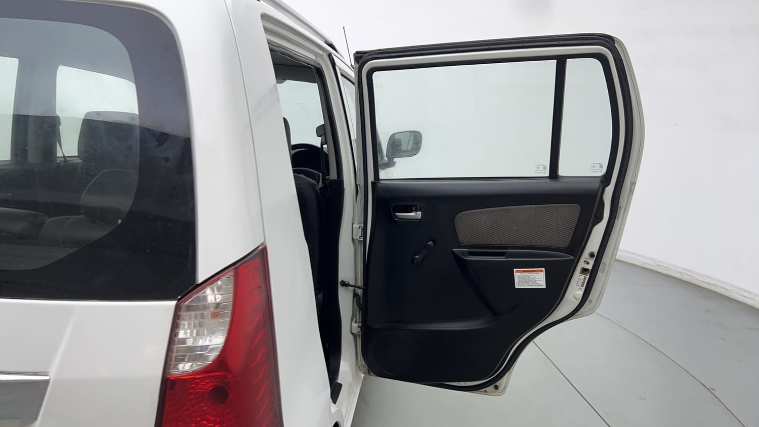Used 2013 Maruti Suzuki Wagon R 1.0 LXi CNG Cng Manual interior RIGHT REAR DOOR OPEN VIEW