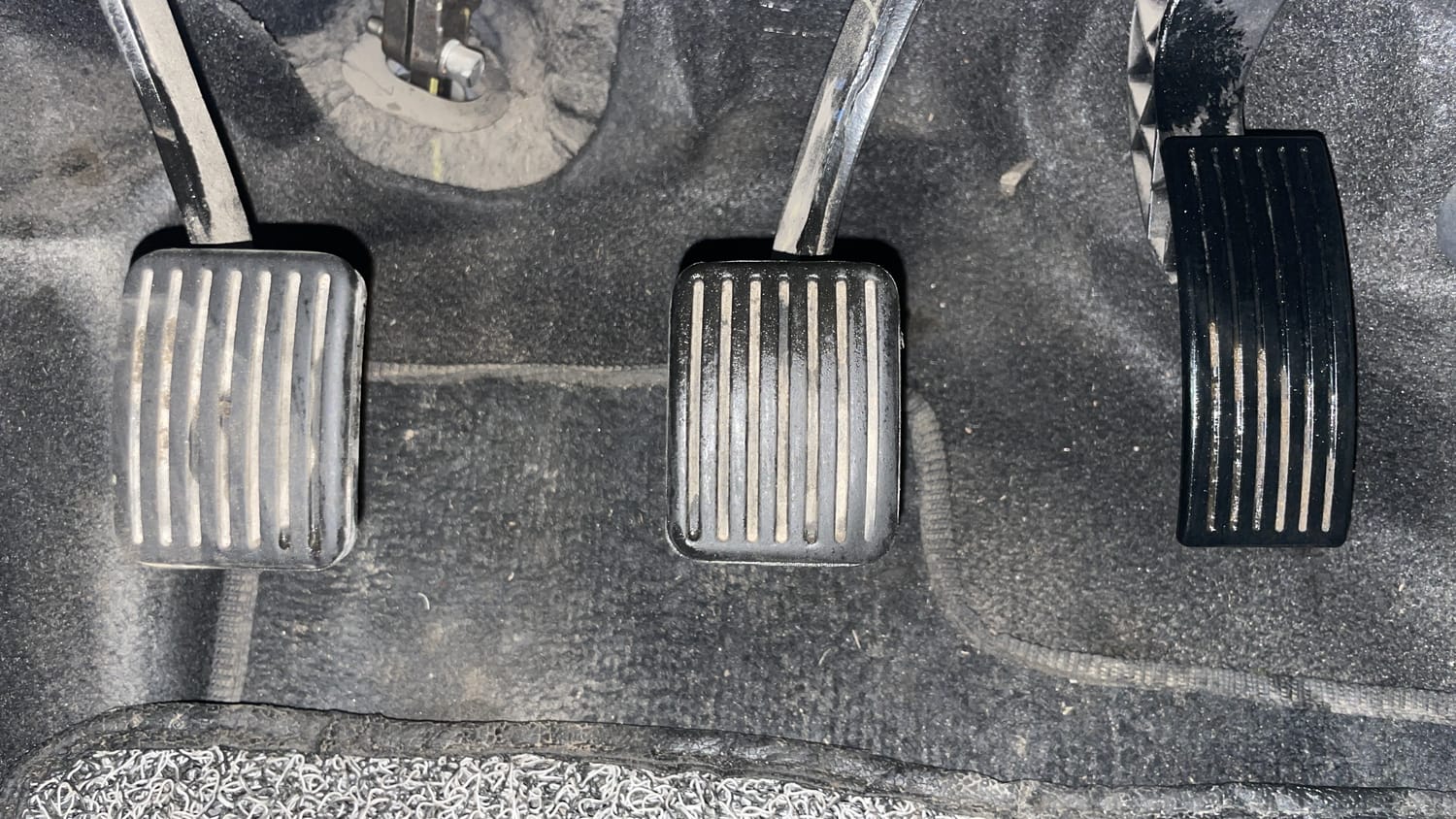 Used 2022 Hyundai Grand i10 Nios Magna 1.2 Kappa VTVT Petrol Manual interior PEDALS VIEW