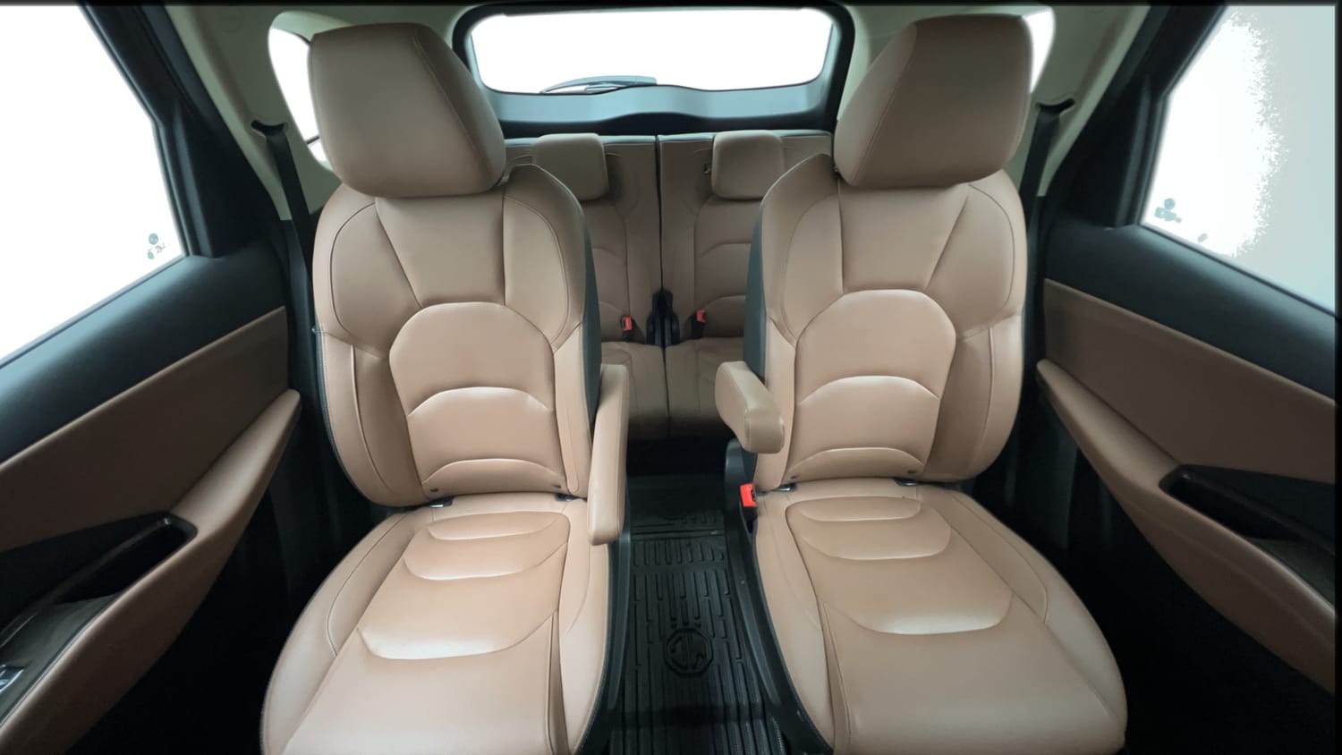 2023 MG Motors Hector Plus Savvy Pro 1.5 Turbo Petrol CVT 6 STR-23