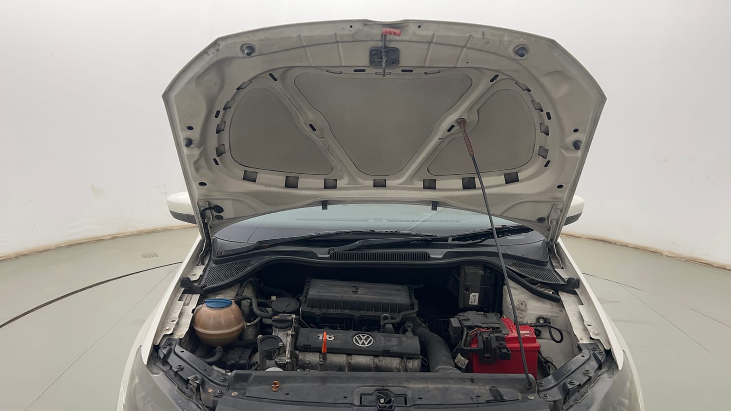 Used 2013 Volkswagen Vento Highline Petrol Petrol Manual engine ENGINE & BONNET OPEN FRONT VIEW