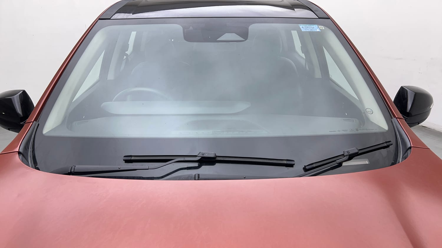 2024 Mahindra XUV700 AX7 Luxury Pack Petrol AT 7 STR Dual Tone-8