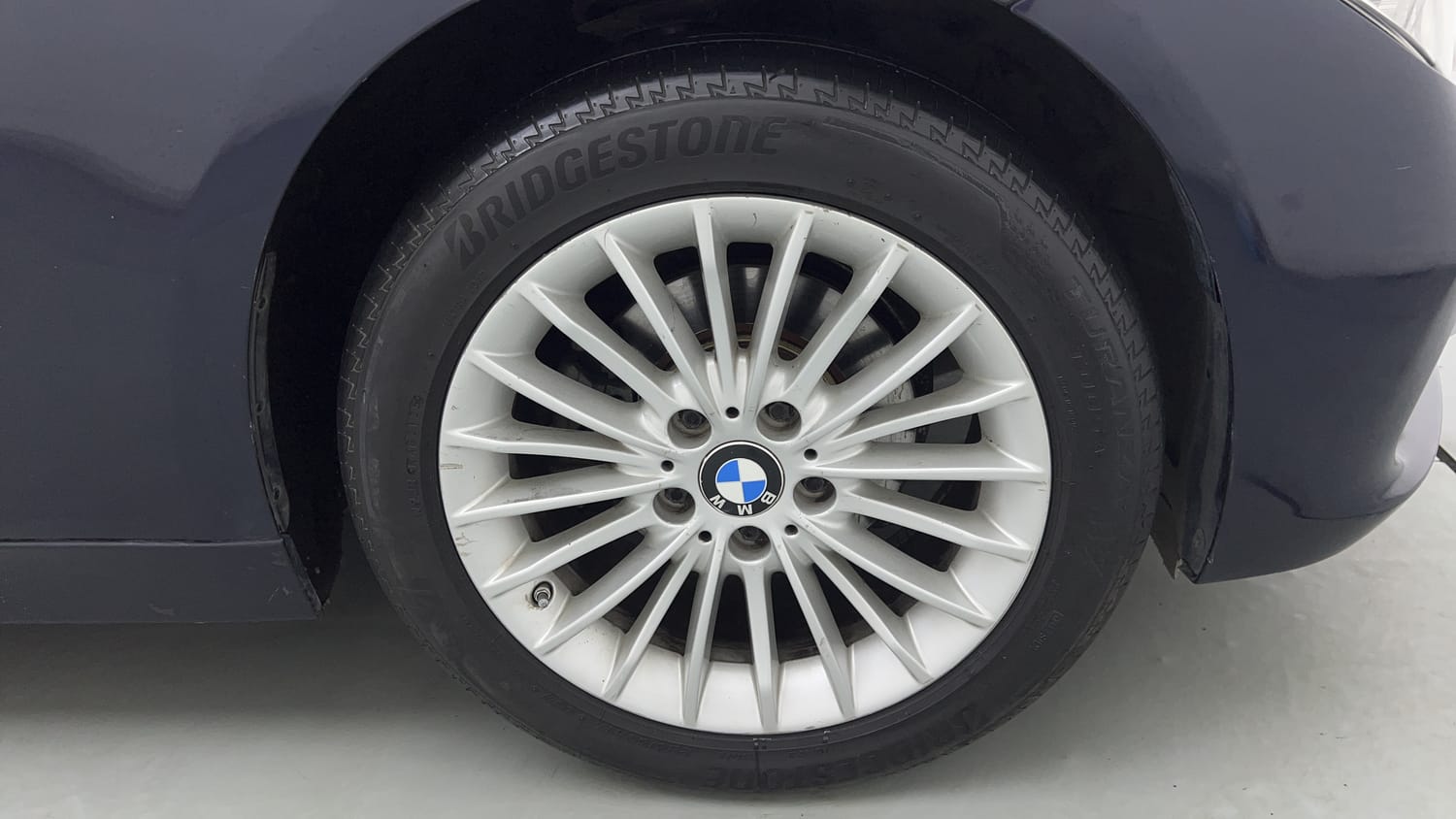 2016 BMW 3 Series 320i Luxury Line-32