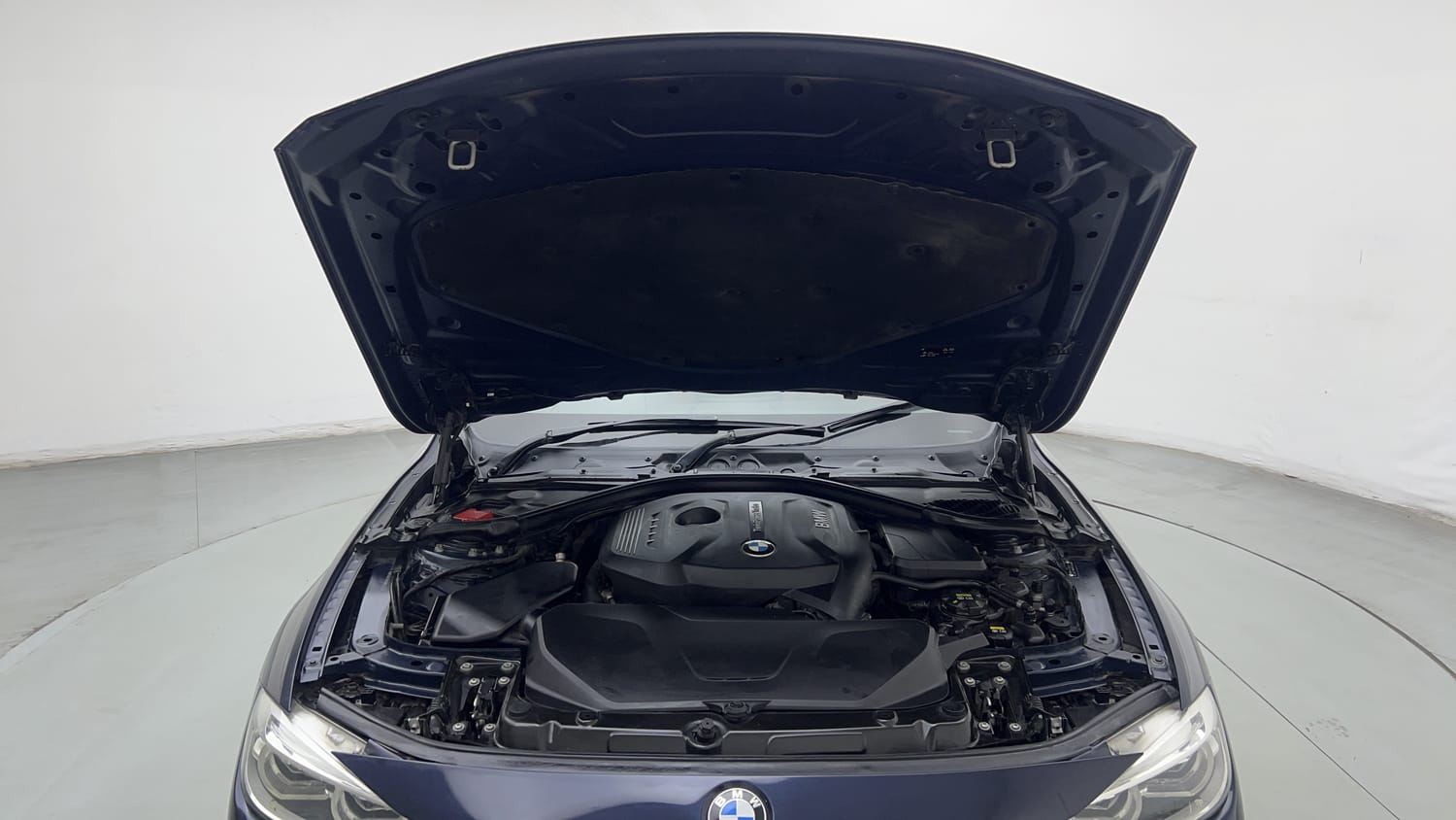 2016 BMW 3 Series 320i Luxury Line-27