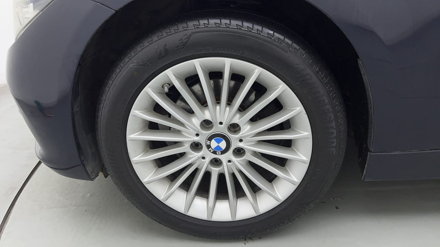 2016 BMW 3 Series 320i Luxury Line-34