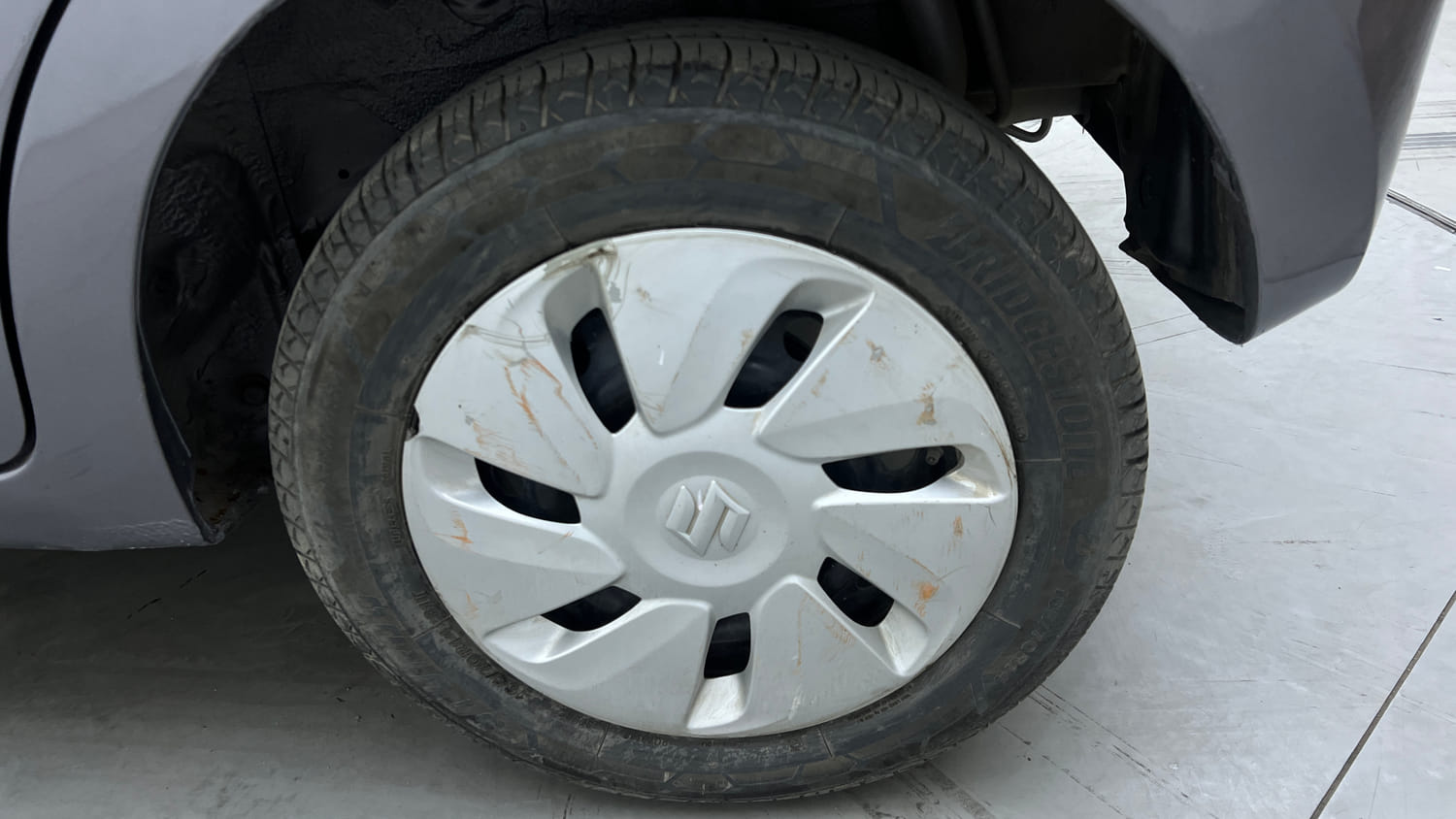 Used 2017 Maruti Suzuki Celerio VXi AMT Petrol Automatic tyres LEFT REAR TYRE RIM VIEW