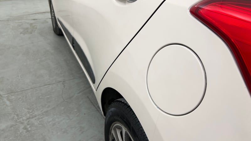 Used 2013 Hyundai Grand i10 Asta 1.2 Kappa VTVT (O) Petrol Manual dents MINOR SCRATCH