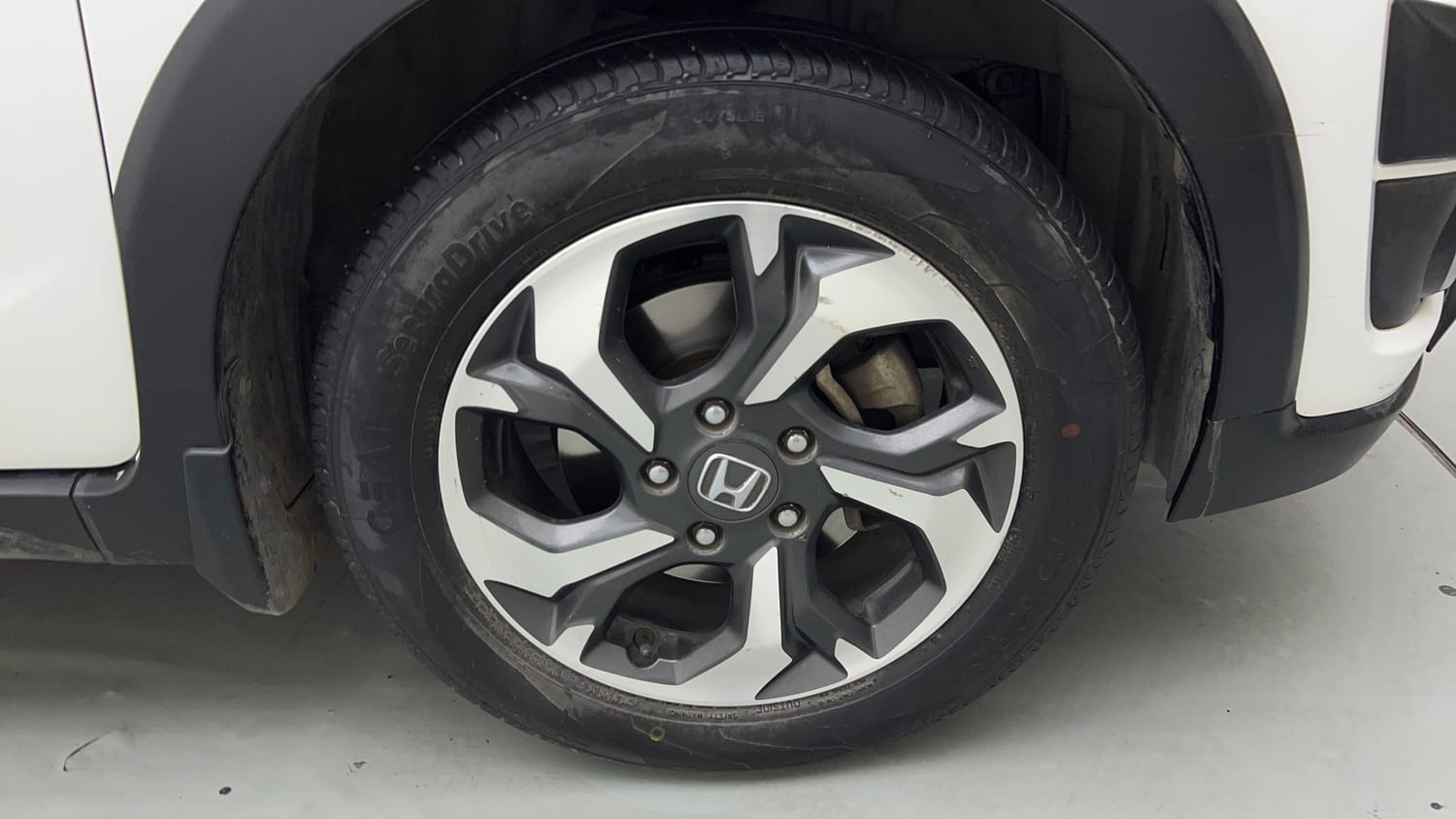 2016 Honda BR-V V CVT Petrol-33