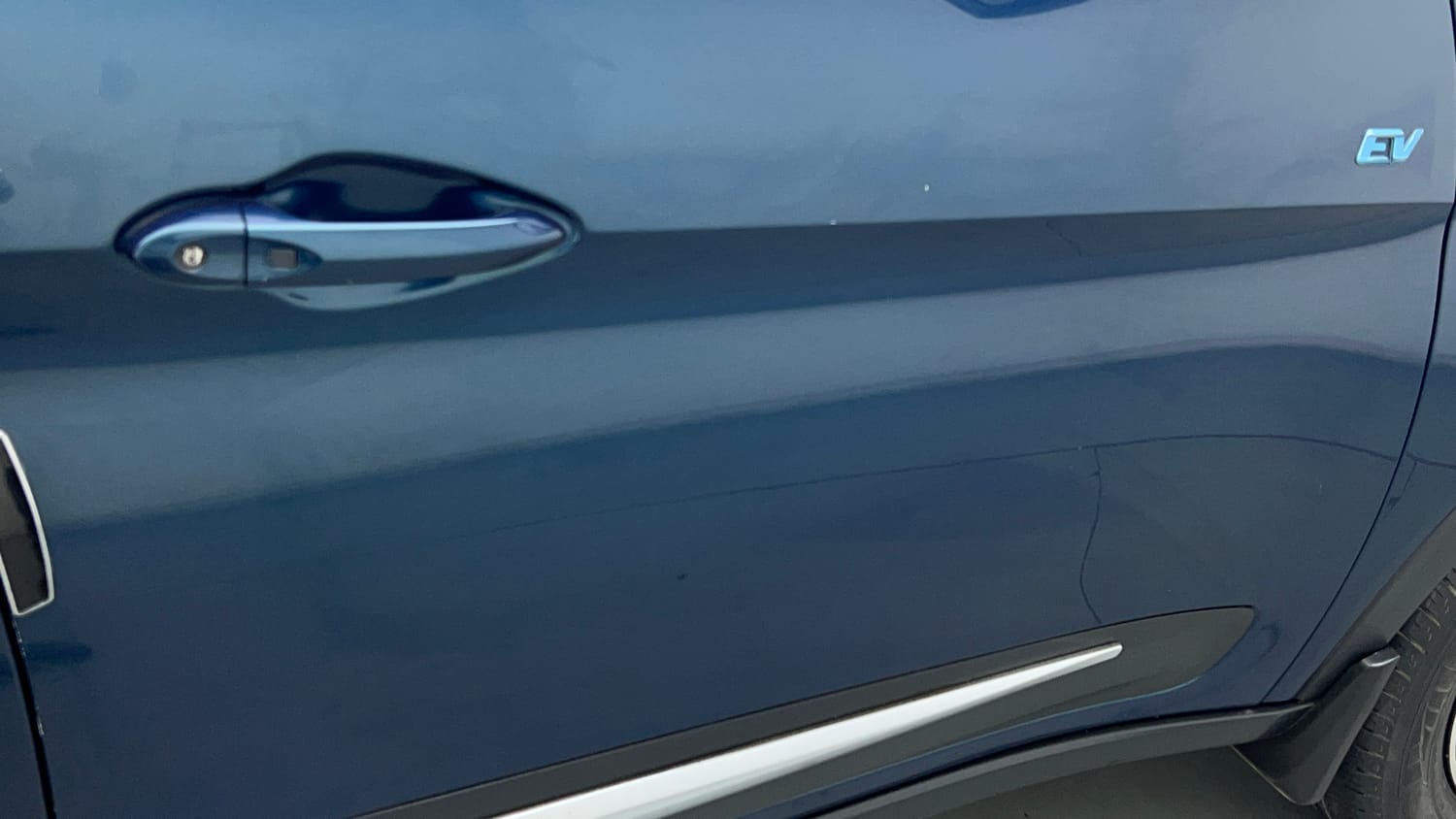 2022 Tata Nexon EV XZ Plus LUX-48