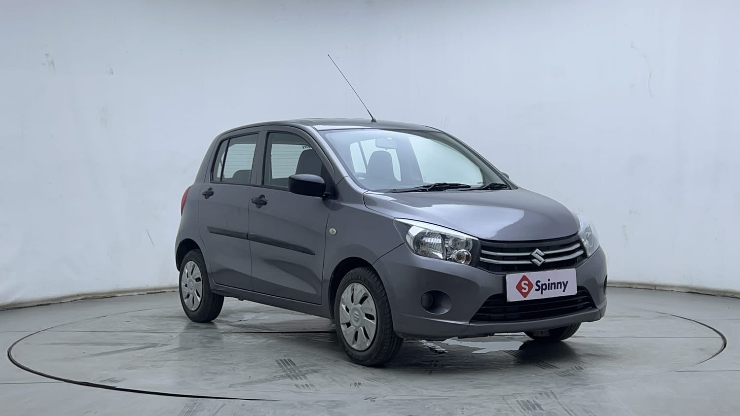 Used 2017 Maruti Suzuki Celerio VXi AMT Petrol Automatic exterior RIGHT FRONT CORNER VIEW