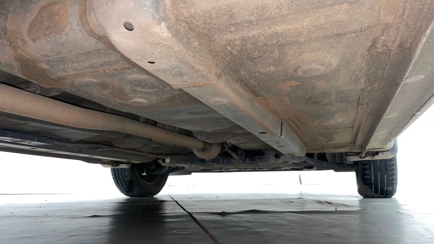 Used 2022 Hyundai Grand i10 Nios Magna 1.2 Kappa VTVT Petrol Manual extra REAR RIGHT UNDERBODY VIEW