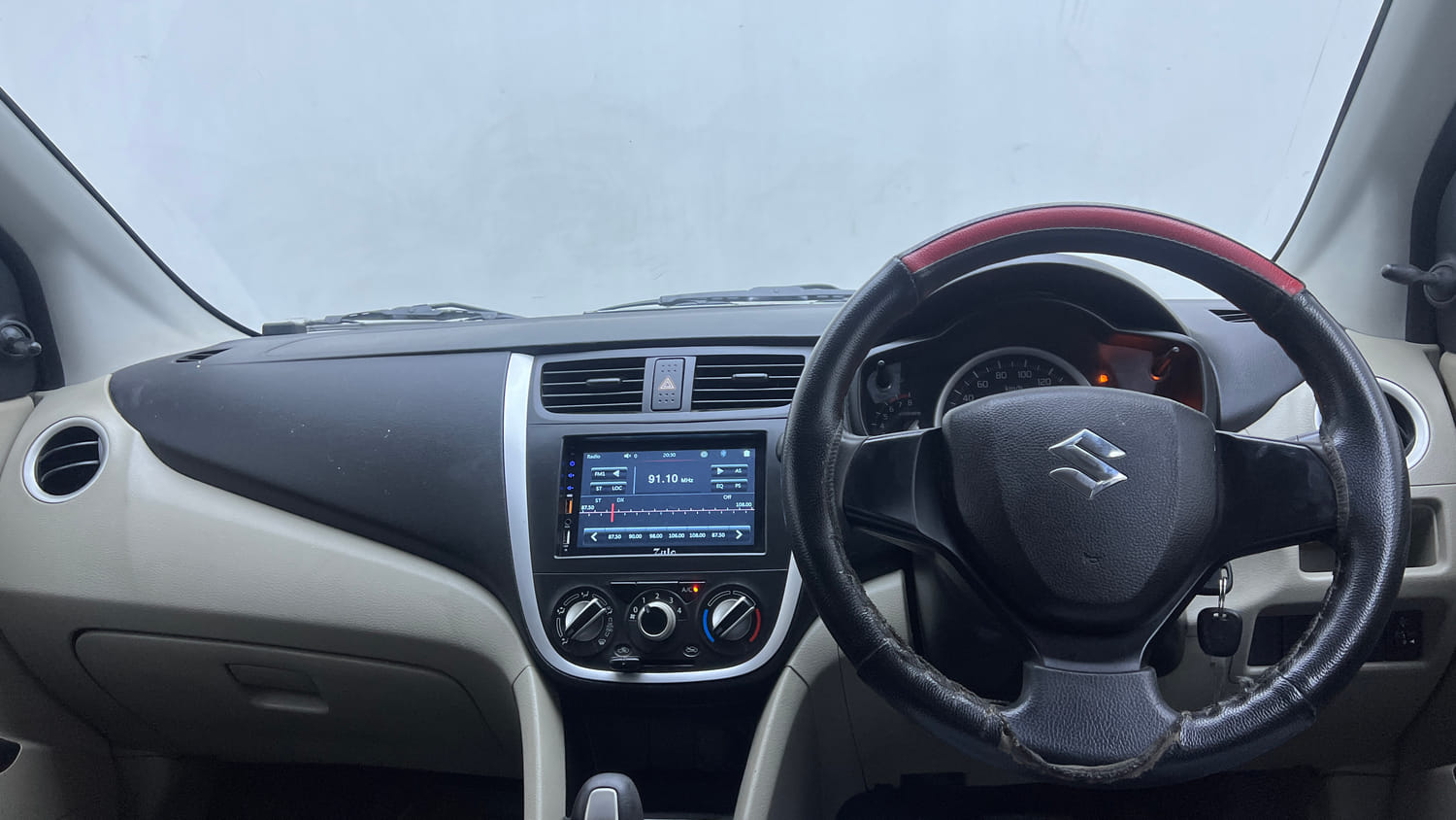 Used 2017 Maruti Suzuki Celerio VXi AMT Petrol Automatic interior DASHBOARD VIEW