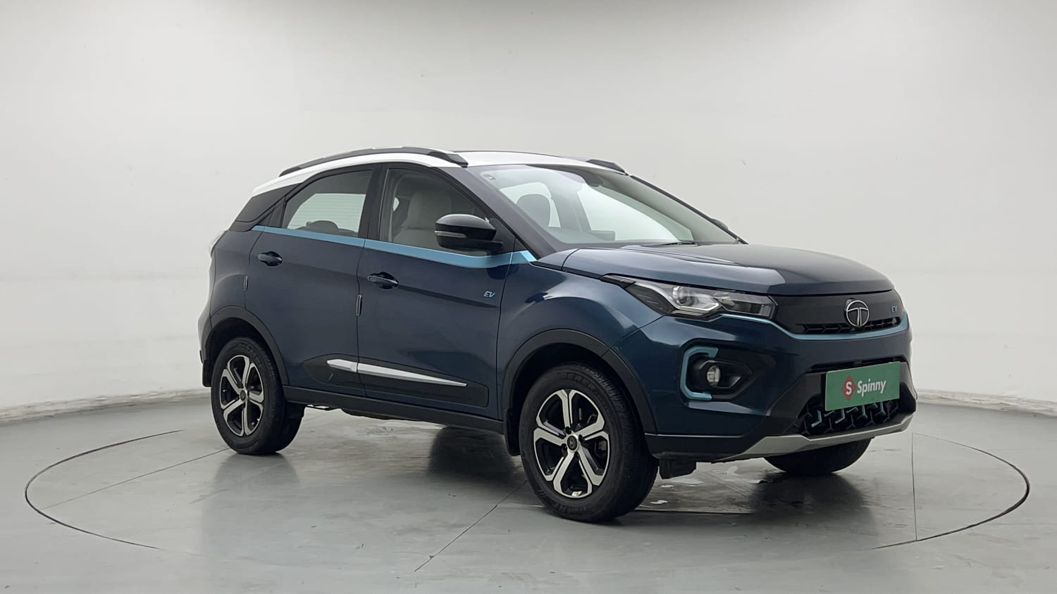 2022 Tata Nexon EV XZ Plus LUX-6
