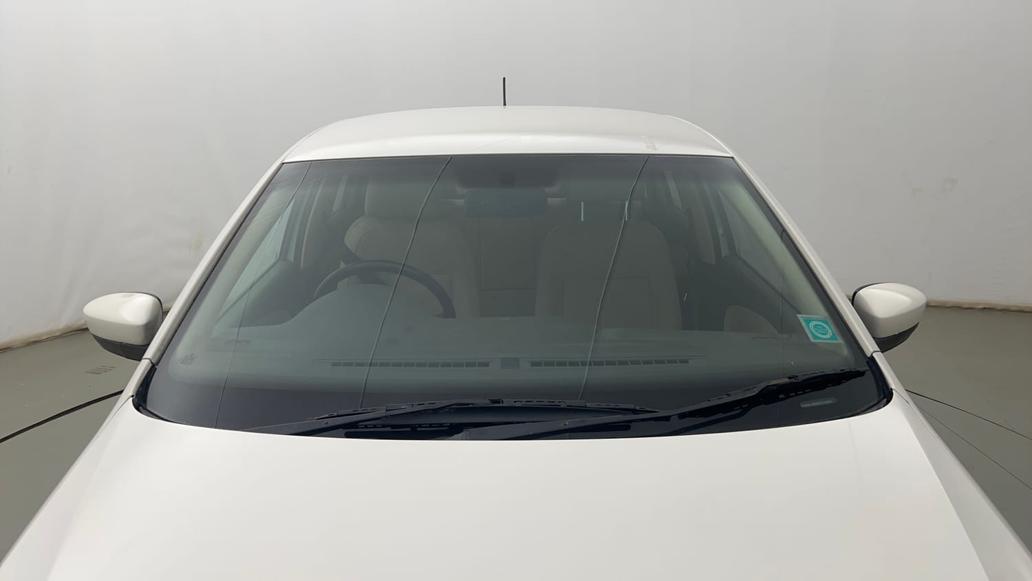 Used 2013 Volkswagen Vento Highline Petrol Petrol Manual exterior FRONT WINDSHIELD VIEW