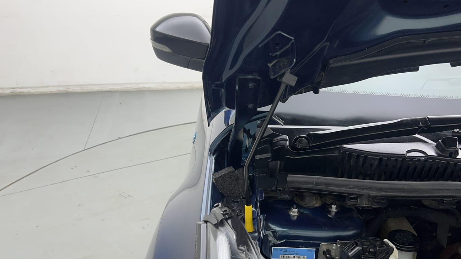 2022 Tata Nexon EV XZ Plus LUX-31
