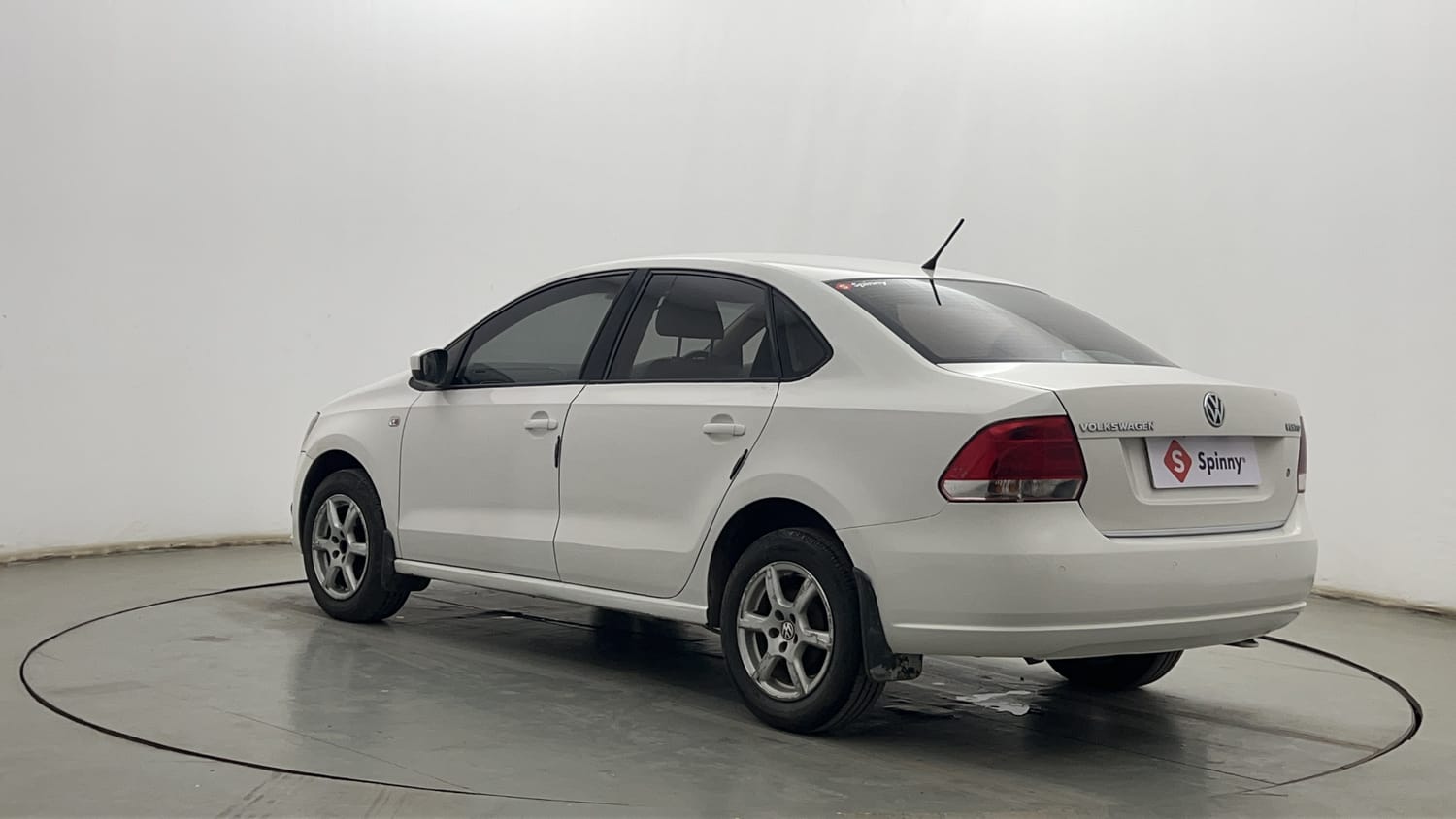 Used 2013 Volkswagen Vento Highline Petrol Petrol Manual exterior LEFT REAR CORNER VIEW