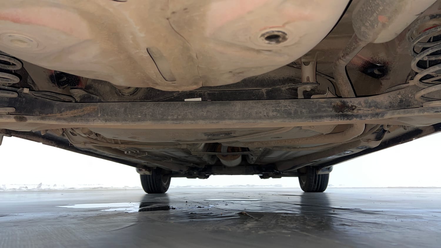 Used 2018 Maruti Suzuki Baleno Zeta 1.2 AT Petrol Automatic extra REAR UNDERBODY VIEW (TAKEN FROM REAR)