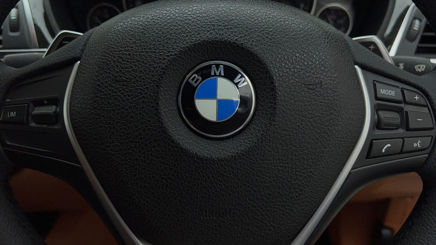 2016 BMW 3 Series 320i Luxury Line-43