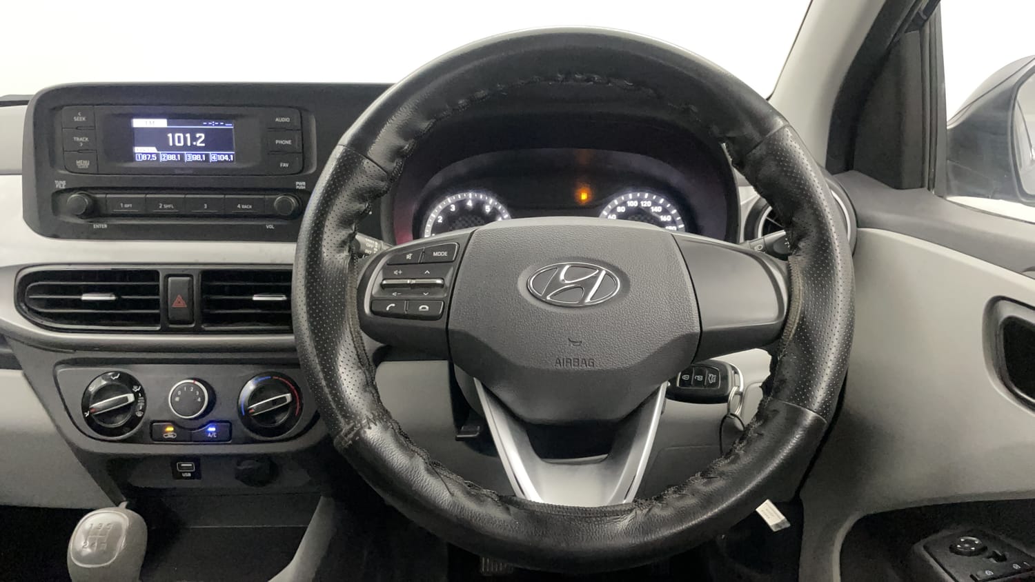 Used 2022 Hyundai Grand i10 Nios Magna 1.2 Kappa VTVT Petrol Manual interior STEERING VIEW