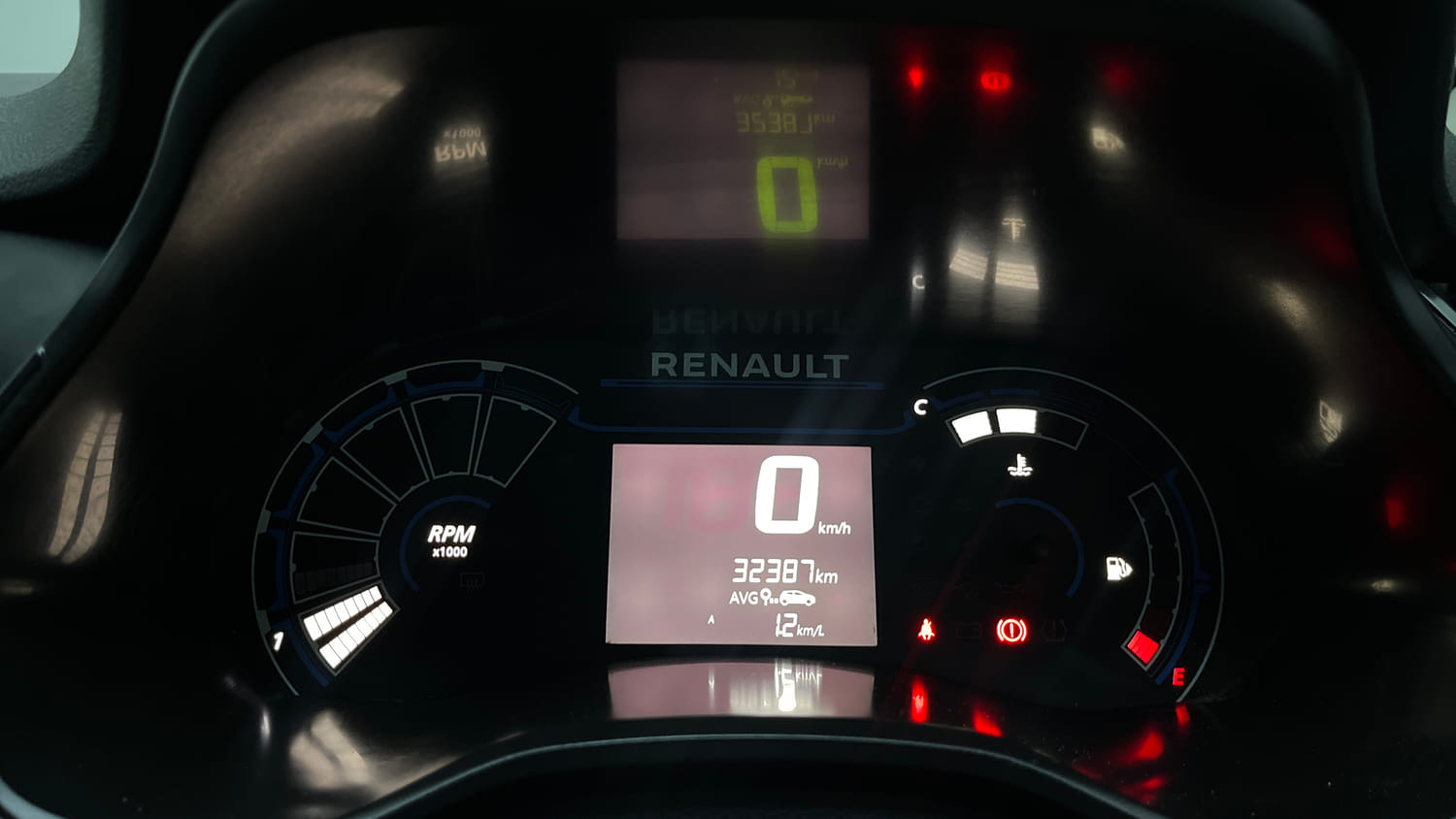 Used 2022 Renault Triber RXL Petrol Manual interior CLUSTERMETER VIEW
