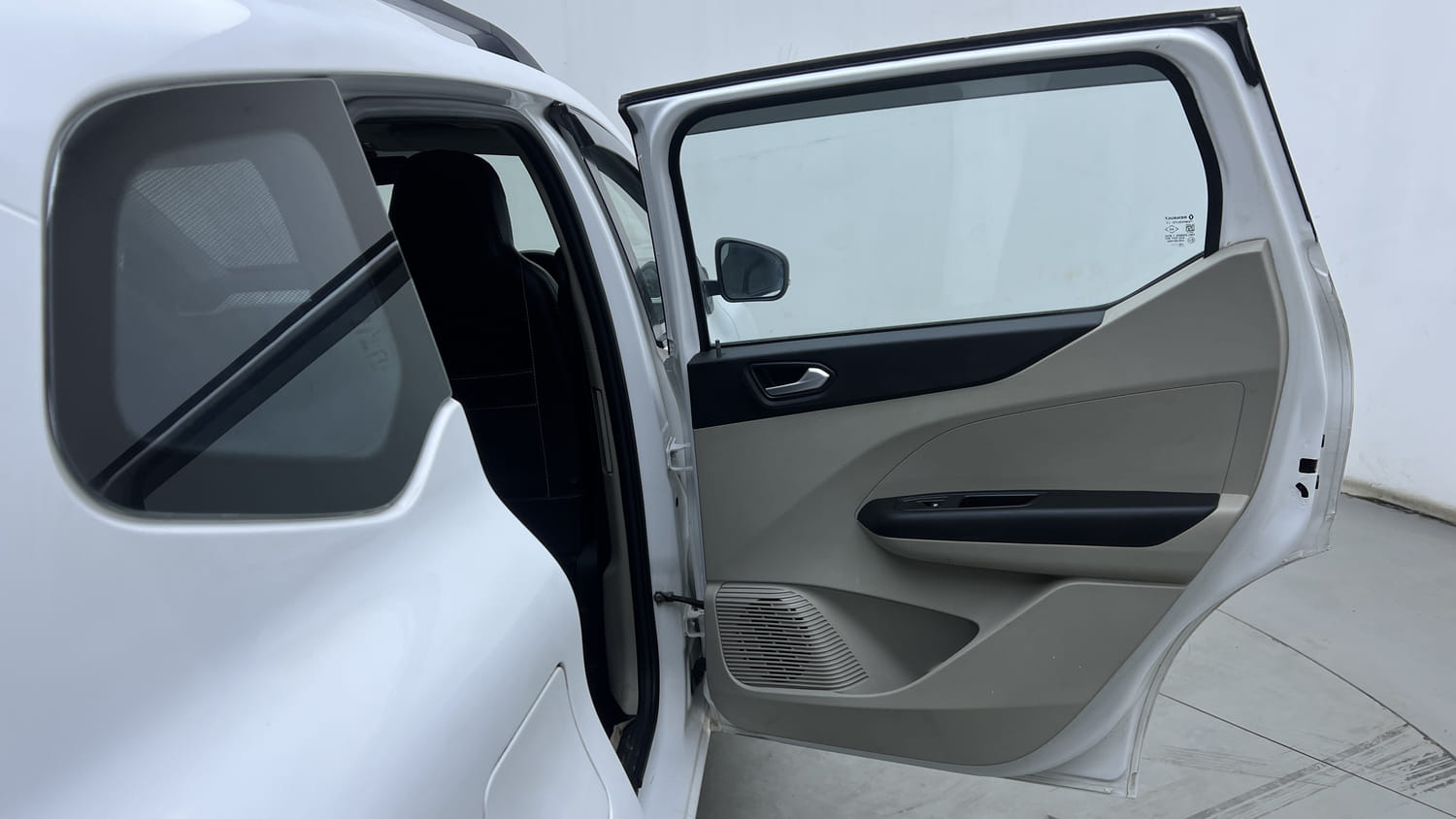 Used 2022 Renault Triber RXZ EASY-R AMT Petrol Automatic interior RIGHT REAR DOOR OPEN VIEW